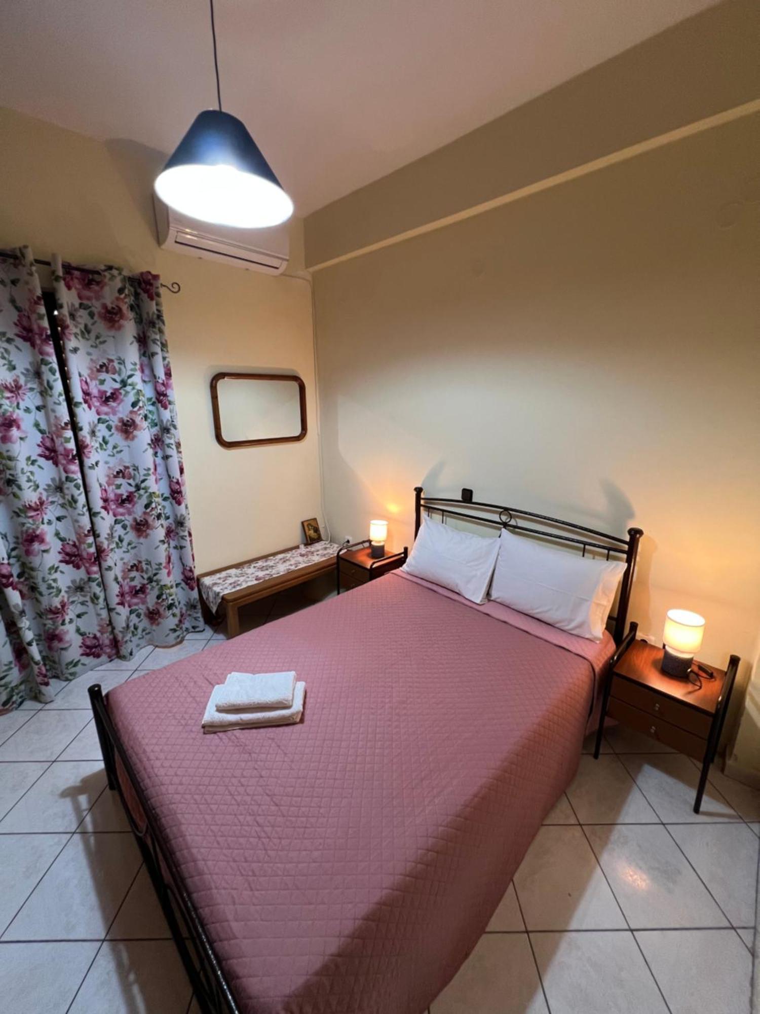 Village Apartment マラティアス エクステリア 写真